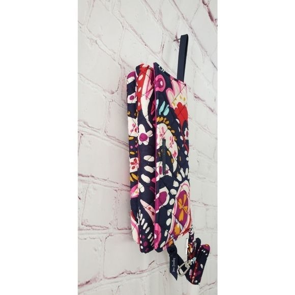 Vera Bradley Painted Paisley RFID Crossbody NWT - Picture 2 of 7